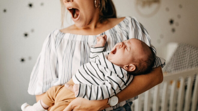 mom newborn yawning