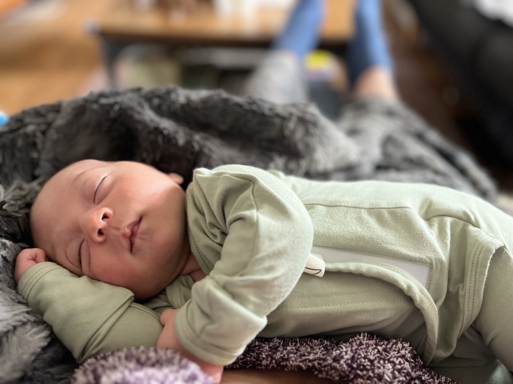 Marco Contact Napping