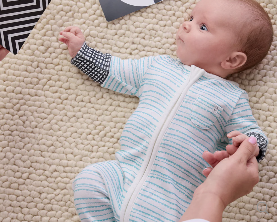 MORI x Lovevery Scallop Clever Zip Baby Pajamas